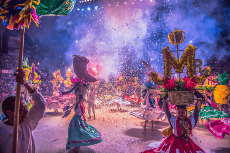 La Guelaguetza, Oaxaca. One of the biggest festivals in Latin America!